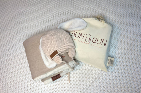 Luxury Knitted Blanket and Hat Gift Set
